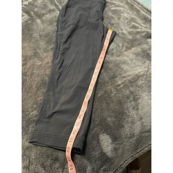 Athleta Trekkie Capri Pants Black Ripstop Cargo Utility Hiking Camp Sz 12 - Picture 11 of 12